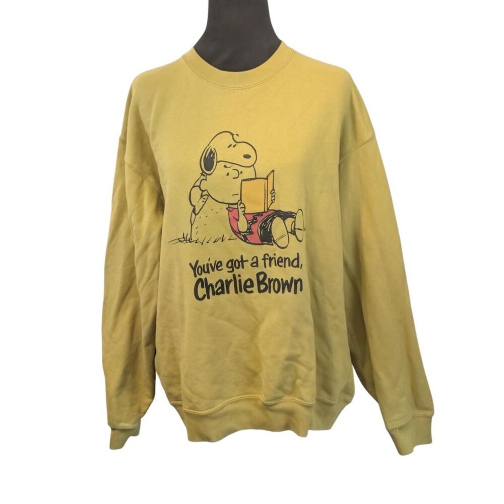 Uniqlo UT Peanuts Snoopy Charlie Brown Graphic Sweatshirt Mustard Yellow, Medium